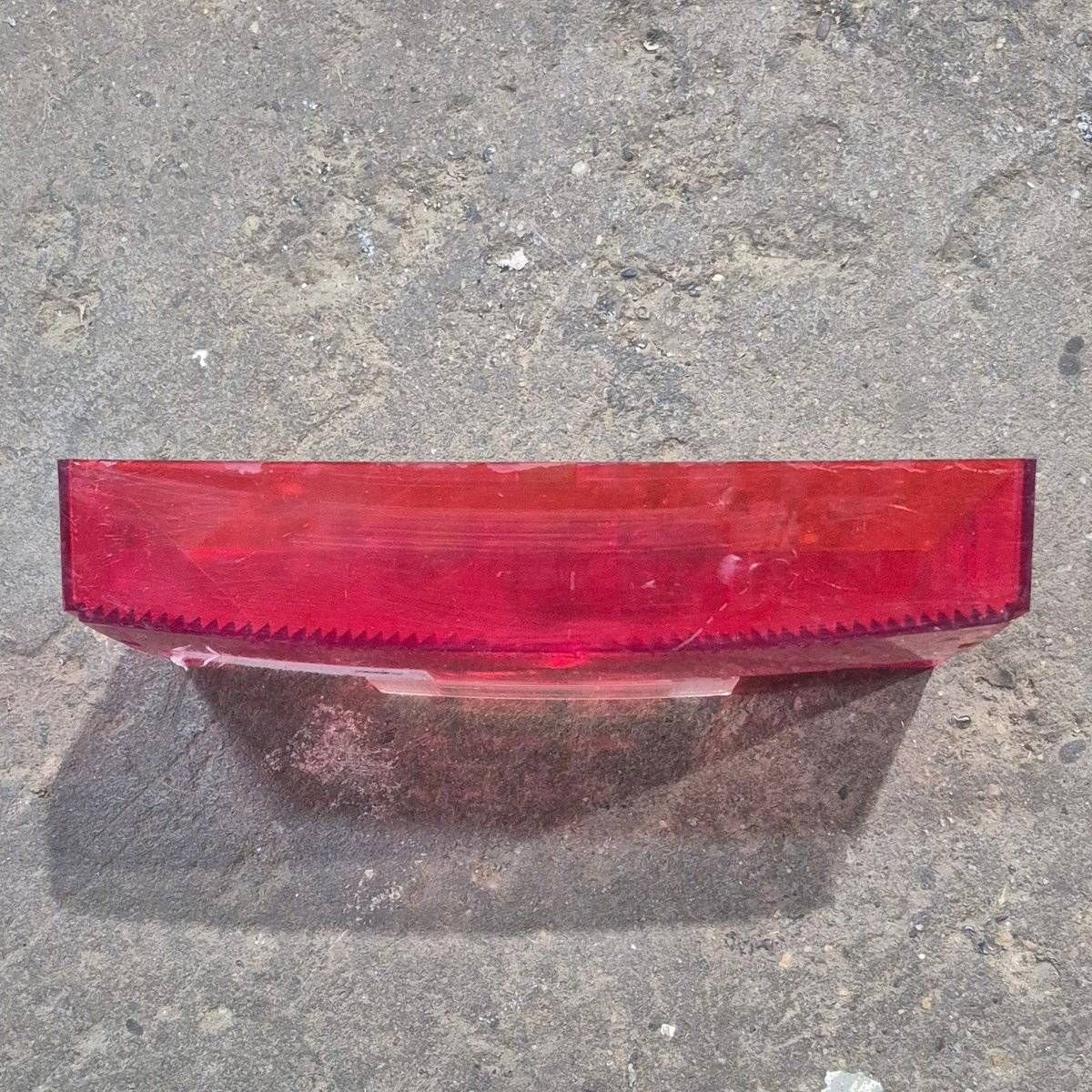 Used Reflect-O-Lite Tail Light Replacement Lens - SAE-AILRST-73 D.O.T. , No. 910-950 - Photo 4