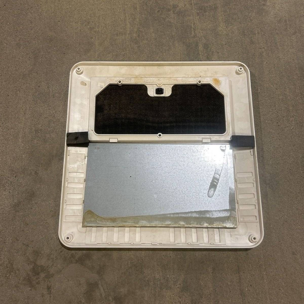Used Coleman Air Conditioner Ceiling Assembly Grill - Photo 4