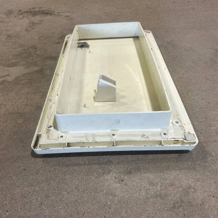 Used Outdoor Shower with base - 16.0 X 7.75 X 4.0 - Photo 5