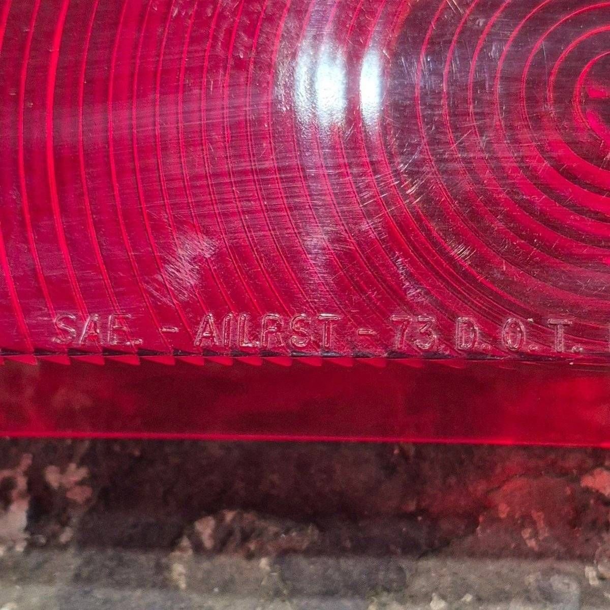 Used Reflect-O-Lite Tail Light Replacement Lens - SAE-AILRST-73 D.O.T. , No. 910-950 - Photo 5