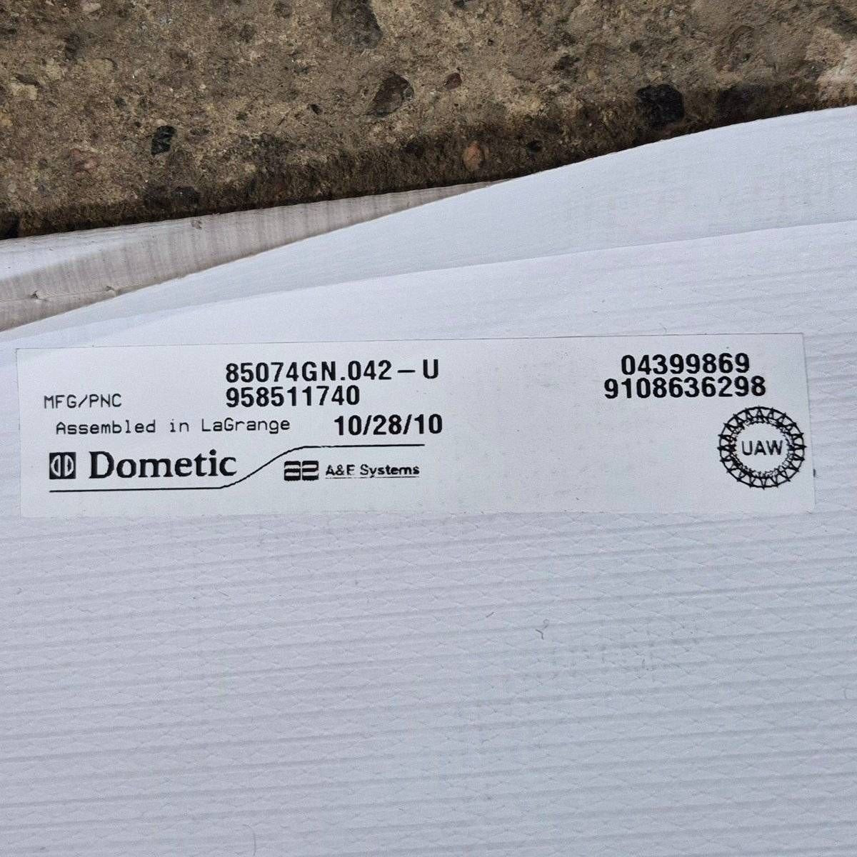 Used Dometic/ A&E Deluxe Plus Window Awning, Black Hardware, 3' - 85074GN.042 - Photo 5