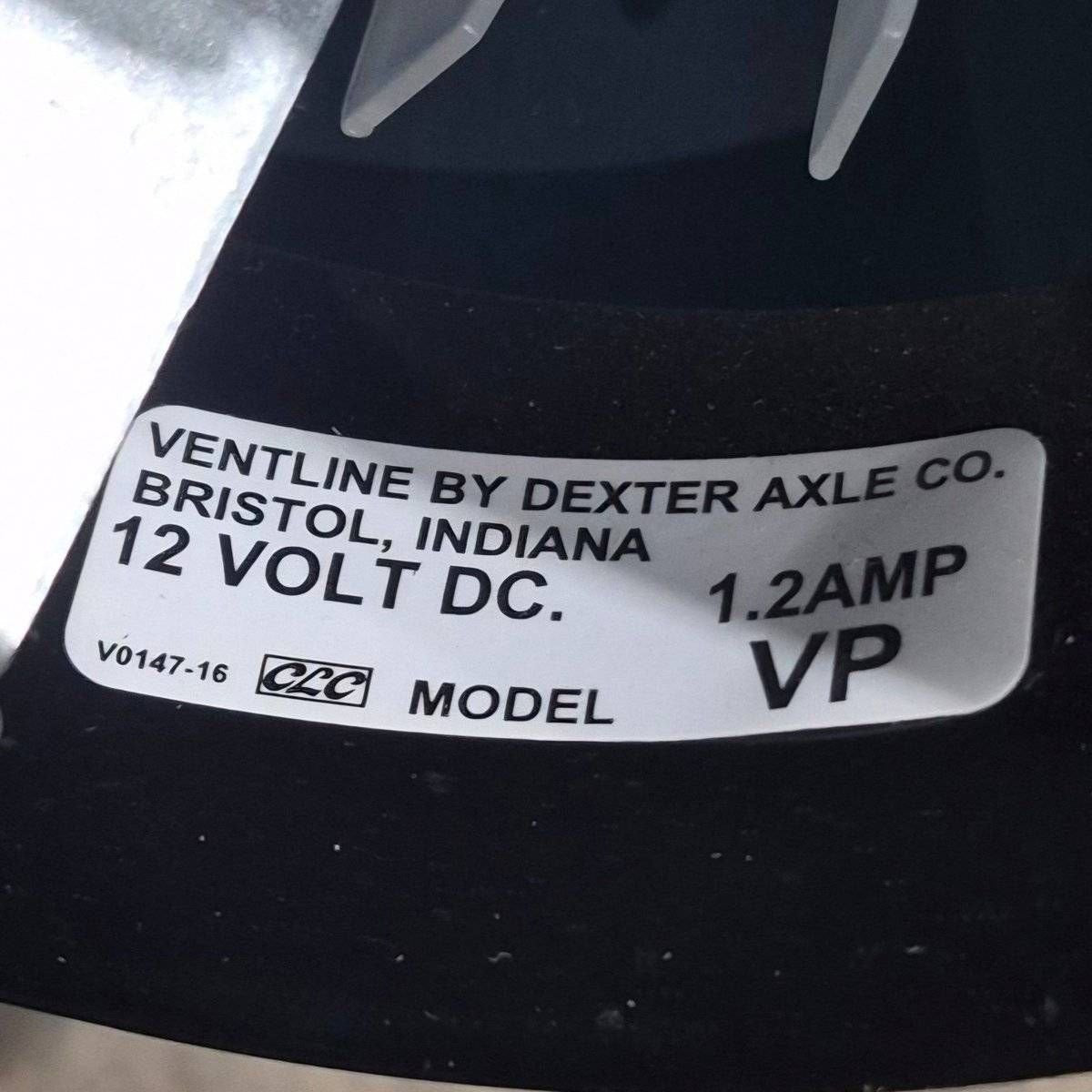Used Complete Ventline Fan Vent, 12V, 6.5 X 6.5 X 1.5 - Vanair , VP - Photo 5