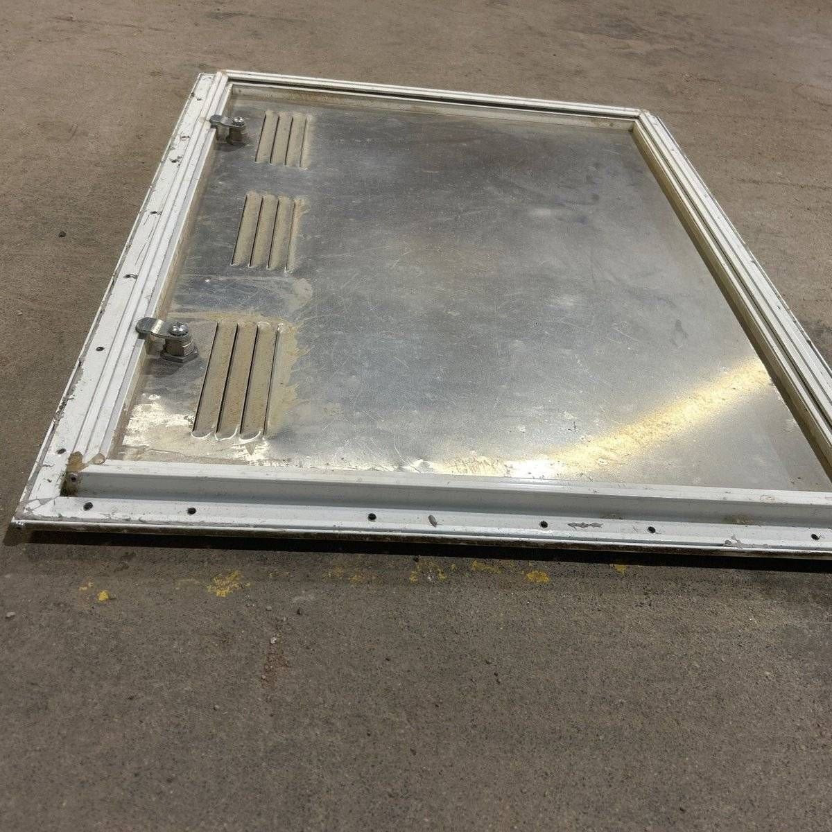 USED Square Corner Propane cargo door - 25.25 X 19.75 X 0.625  - Photo 5
