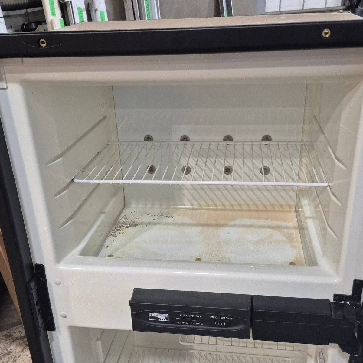 Used Complete Norcold Fridge, 2-Way - N811 - Photo 5