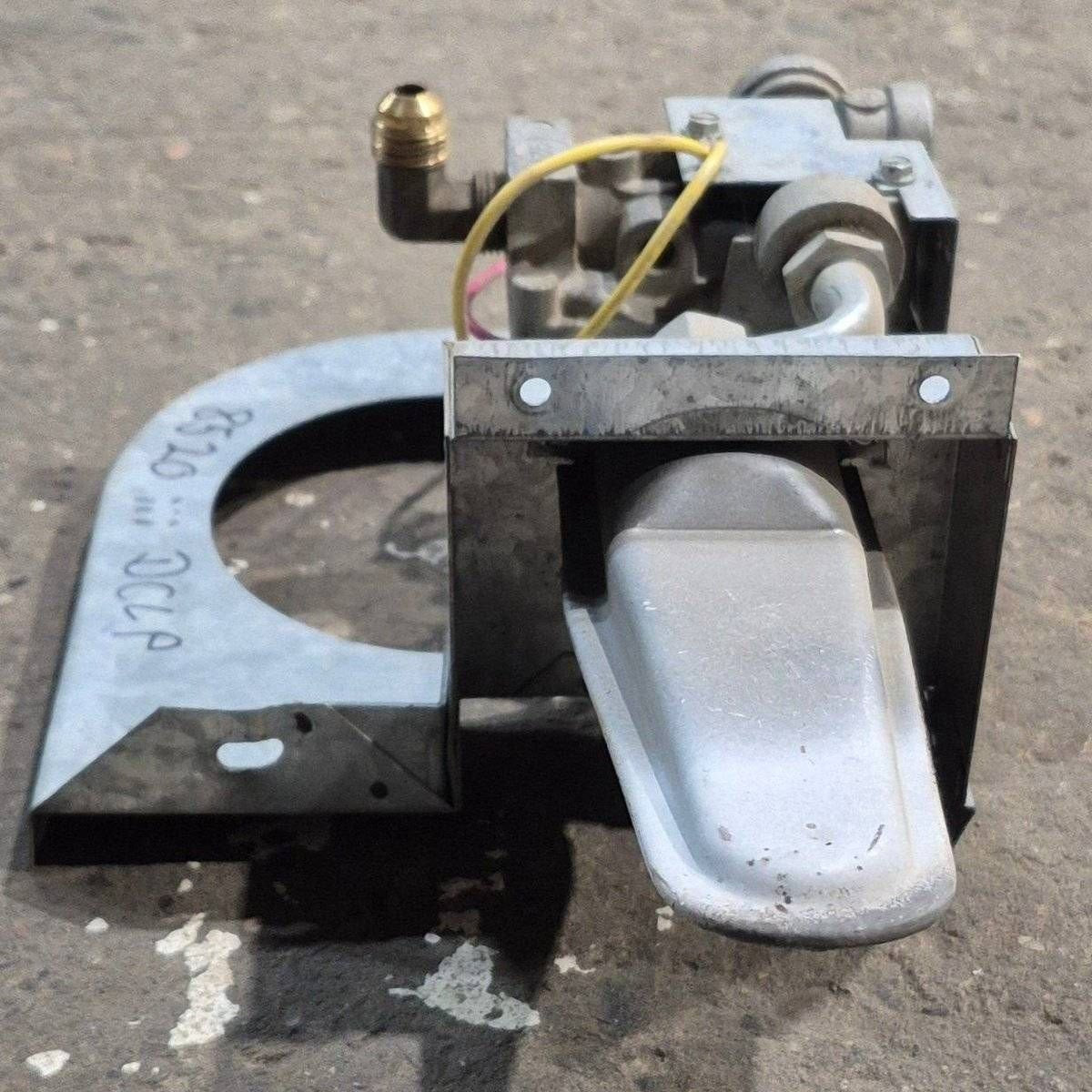 Used Atwood Hydroflame Furnace Gas Valve/ Burner Assembly - 25M16V - Photo 5
