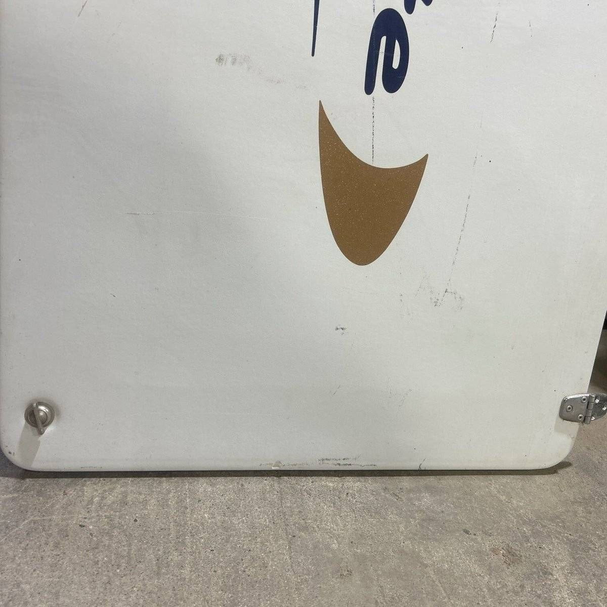 Used Rock Guard Window Cover - 63.25 X 27 X .75 - Photo 6