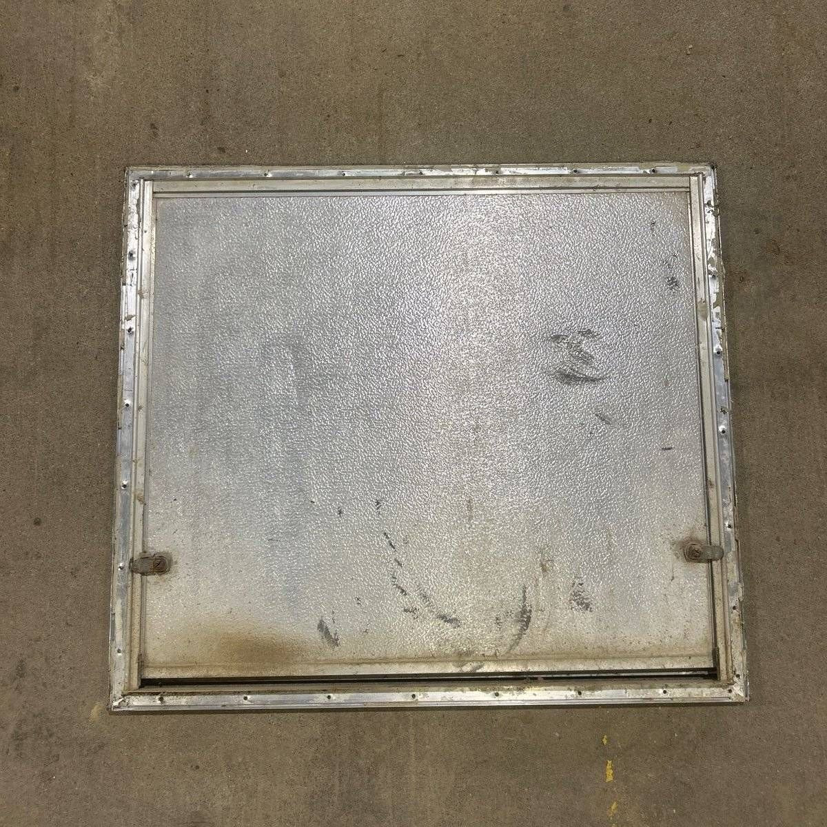 USED Square Corner Propane cargo door - 28.75 X 25.25 X 0.875 - Photo 6