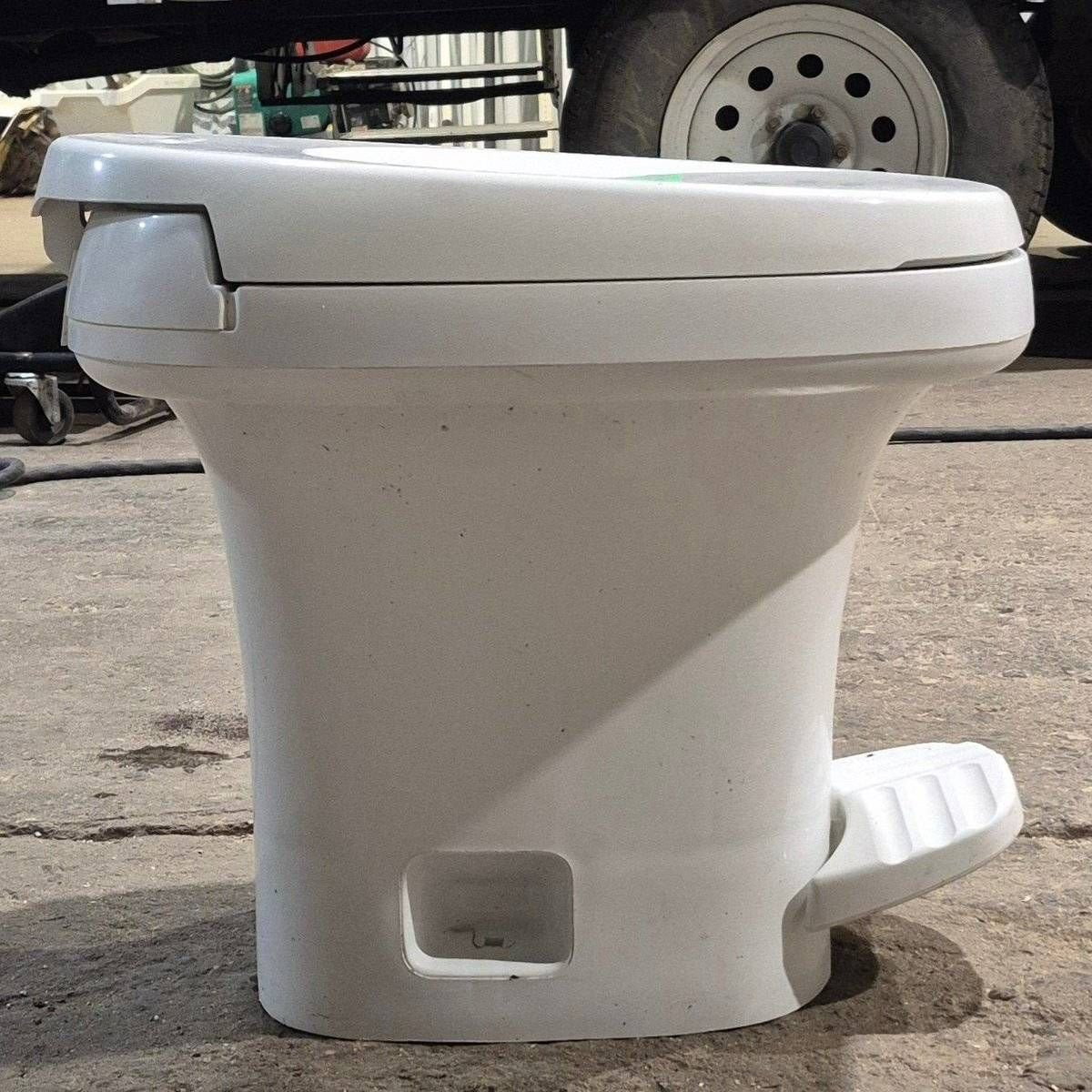 Used Complete Thetford Toilet, Foot Flush, High Profile, White - AQUA MAGIC IV , 24820 - Photo 6