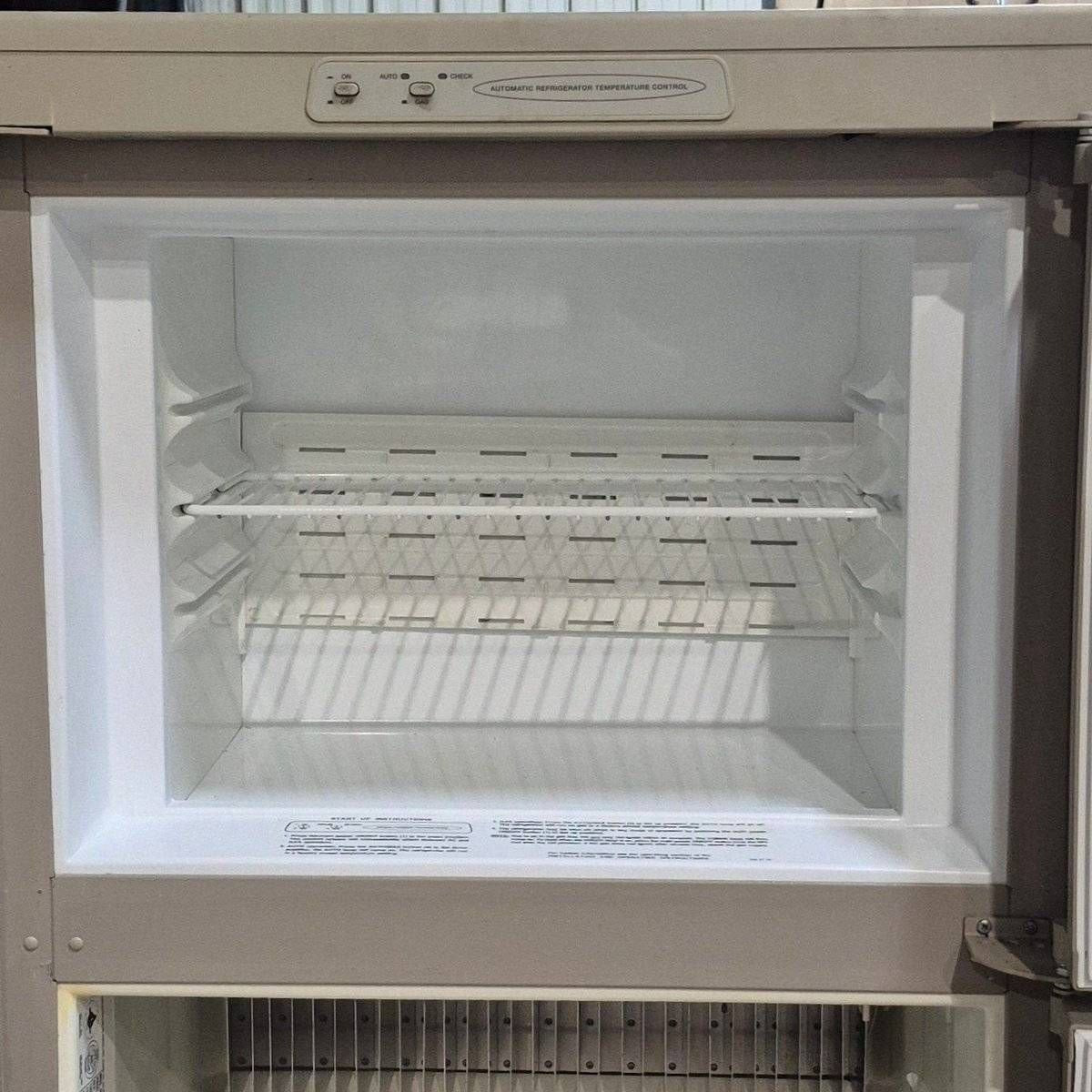 Used Complete Dometic Fridge, 2-Way - RM2652 - Photo 6
