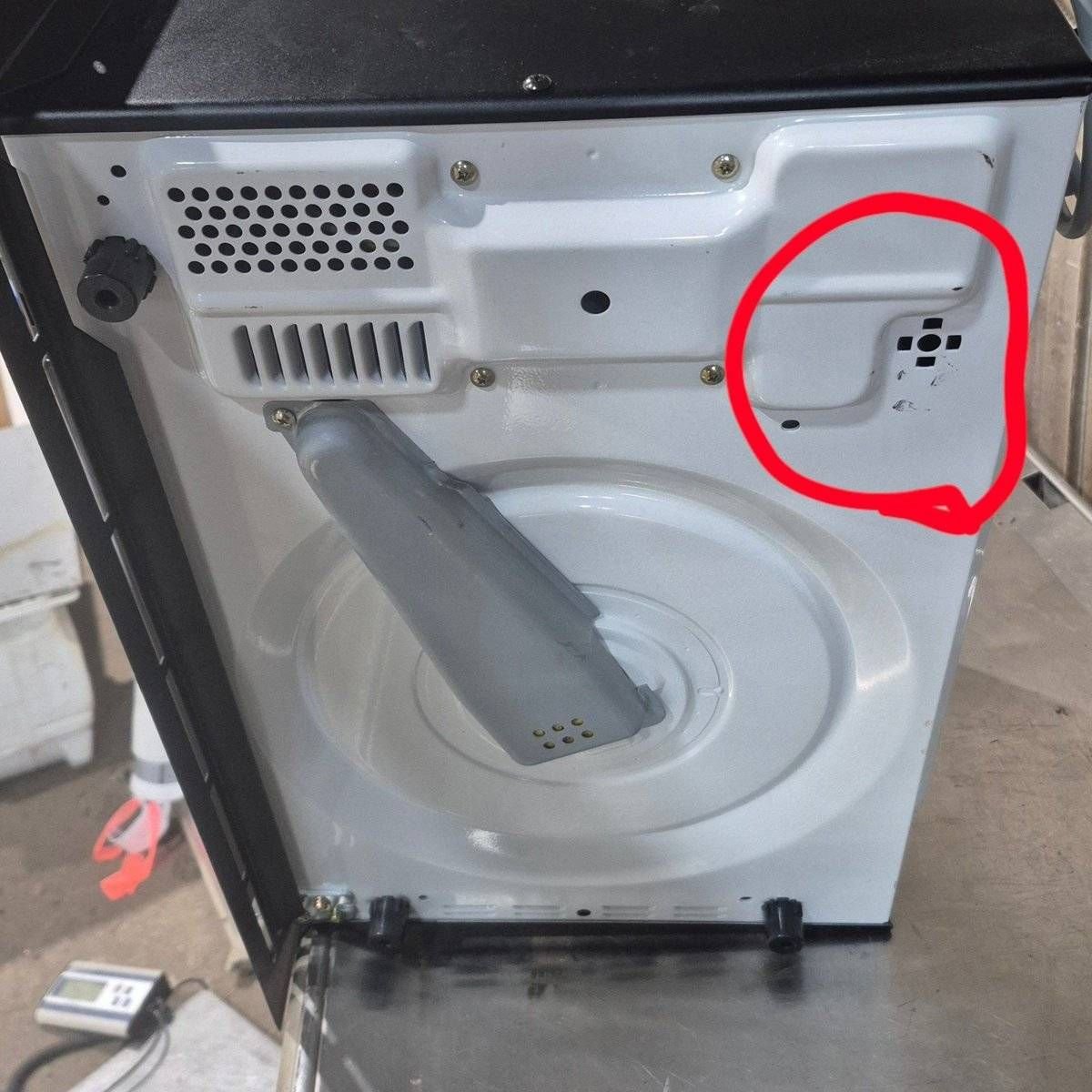 Used Dometic RV Microwave, 20 7/8