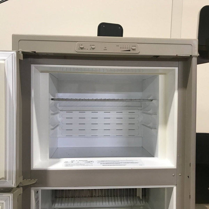 Used Complete Dometic Fridge, 2-Way - RM3662 - Photo 7