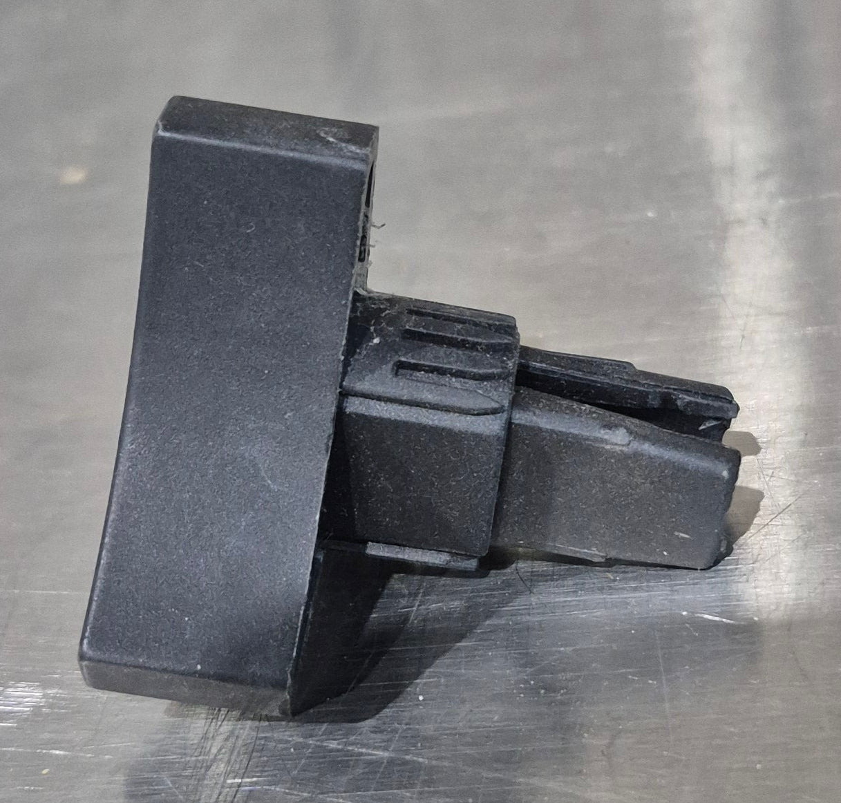 Used MaxxAir Roof Vent Lift Arm Knob, Has extension - 10-20223