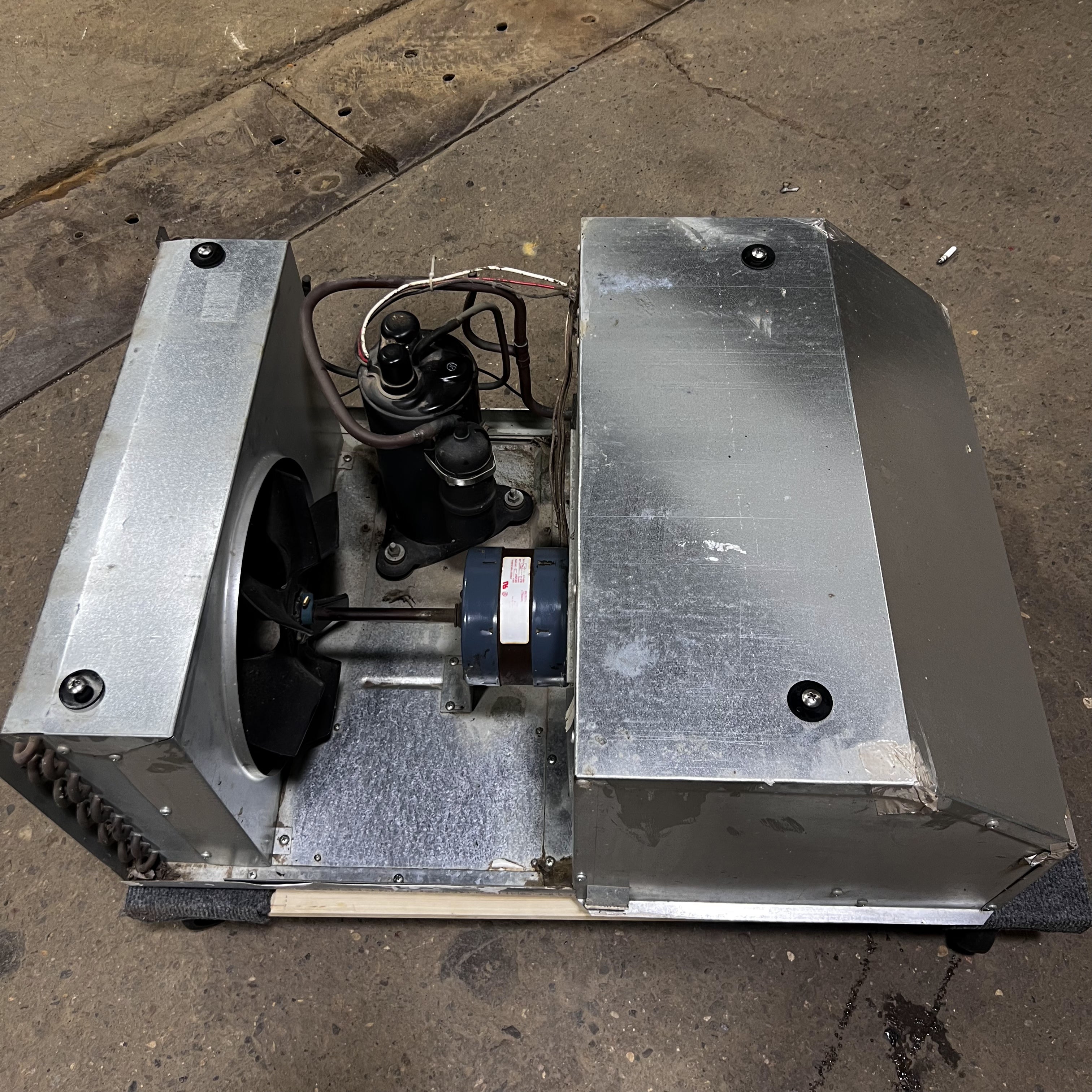 Used Coleman Air Conditioner Head Unit, 13500 BTU, Cool Only - 8633B676 - Young Farts RV Parts