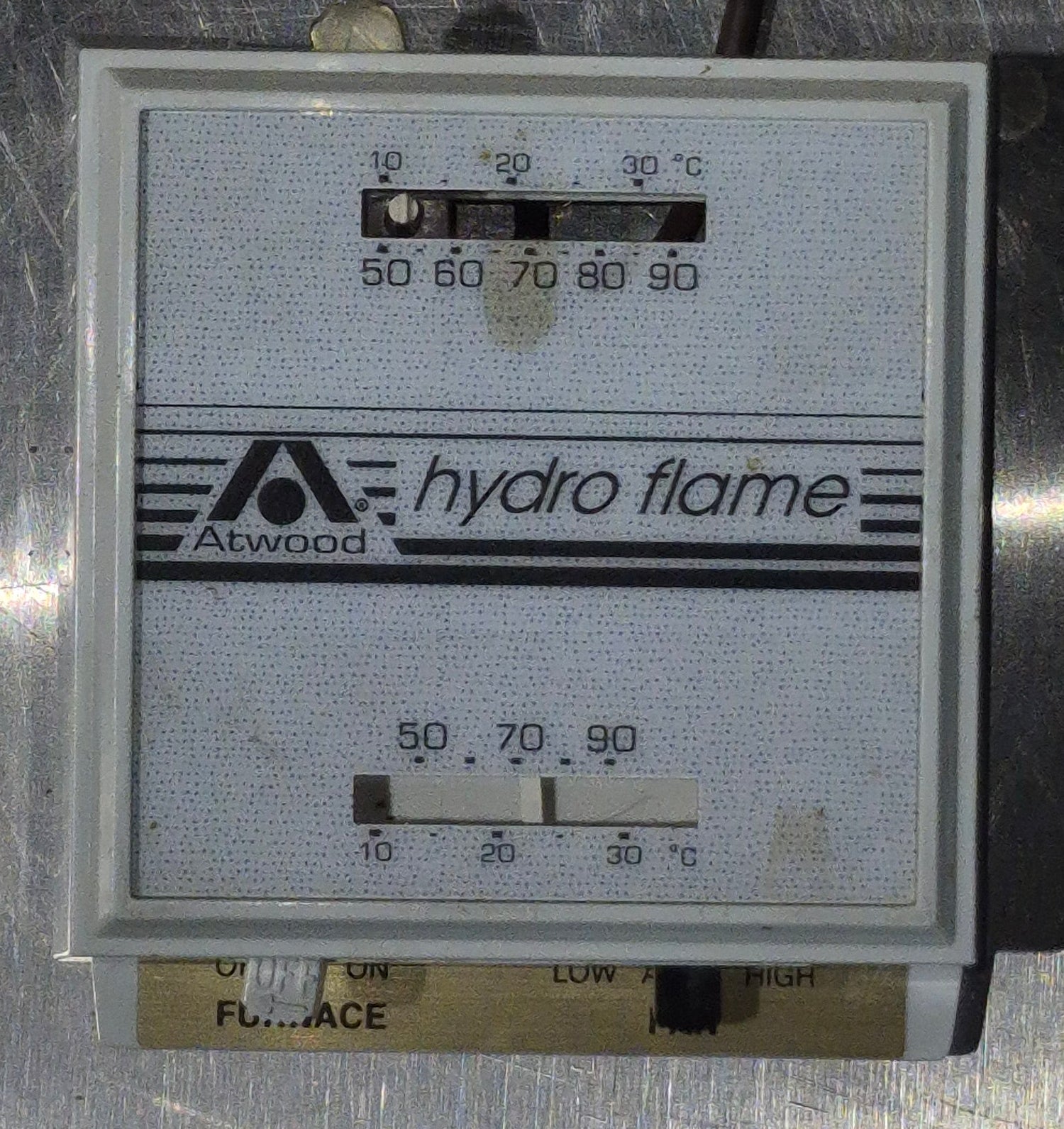 Used Motorhome Atwood/ Hydroflame Analog Wall Thermostat - CM-60A , 87653