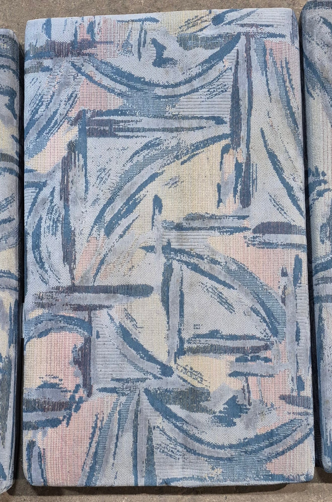 Used Dinette Cushion Set- 4 piece - 2 @ 37