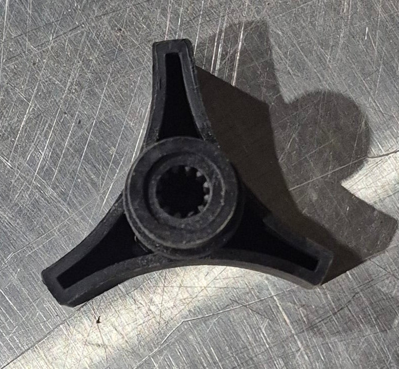 Used MaxxAir Roof Vent Lift Arm Knob, No extension - 10-20223