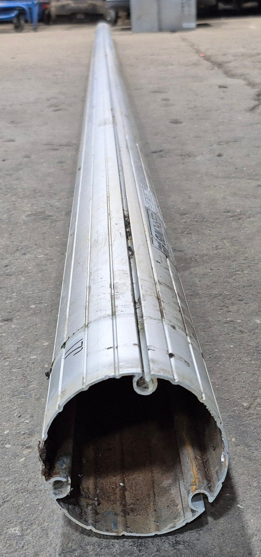 Used Dometic/ A&E Awning Roller Tube 17'
