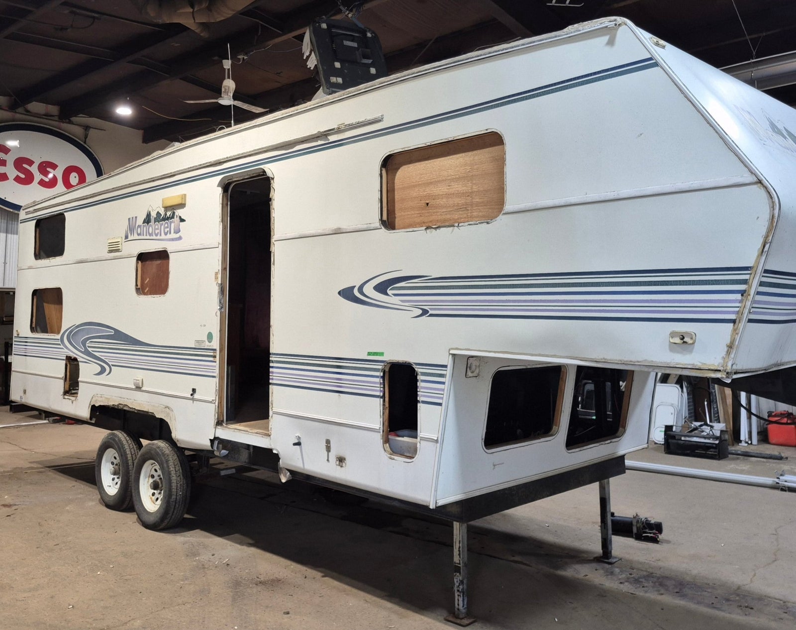 Trailer Frame FIFTH WHEEL - Young Farts RV Parts