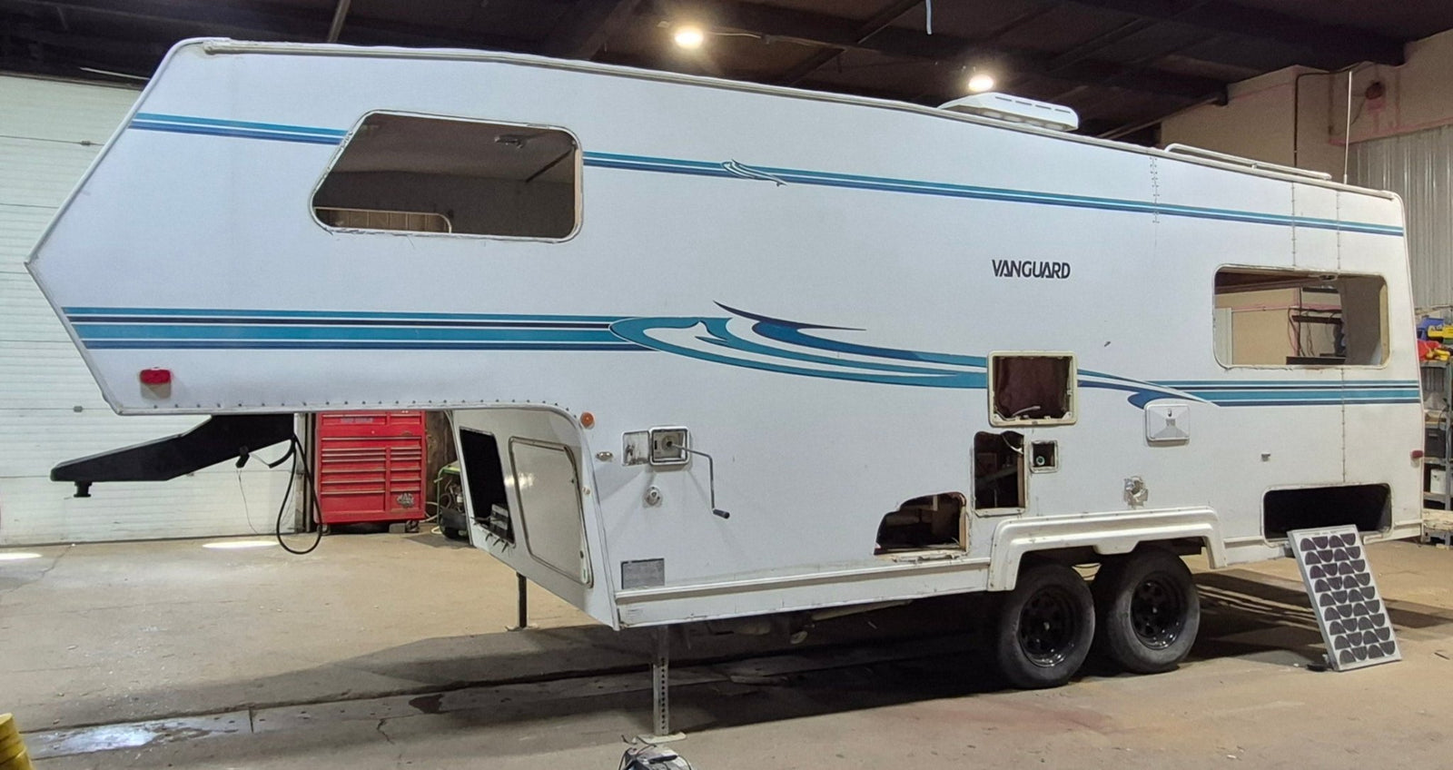 Trailer Frame FIFTH WHEEL - Young Farts RV Parts