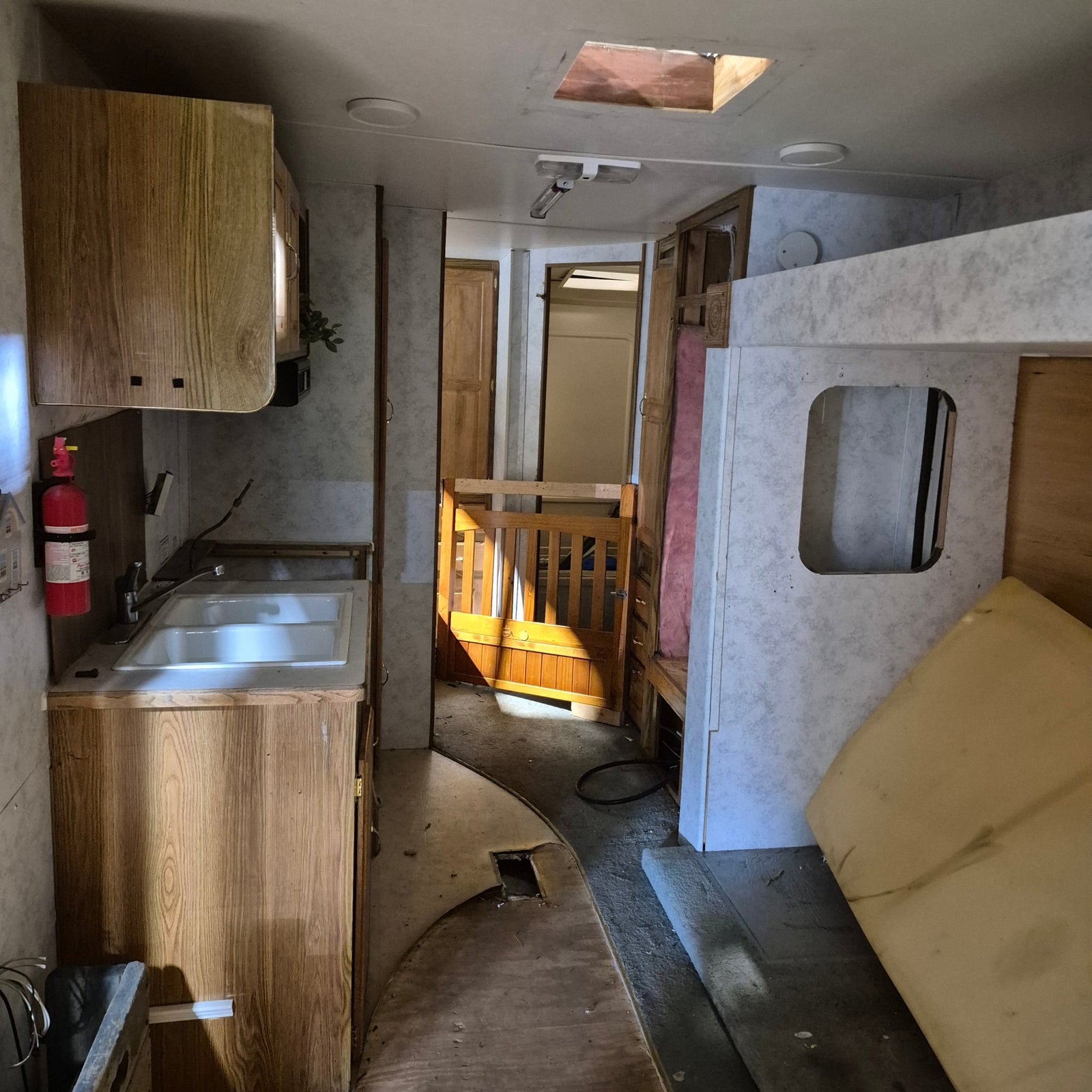 Trailer Frame FIFTH WHEEL - Young Farts RV Parts