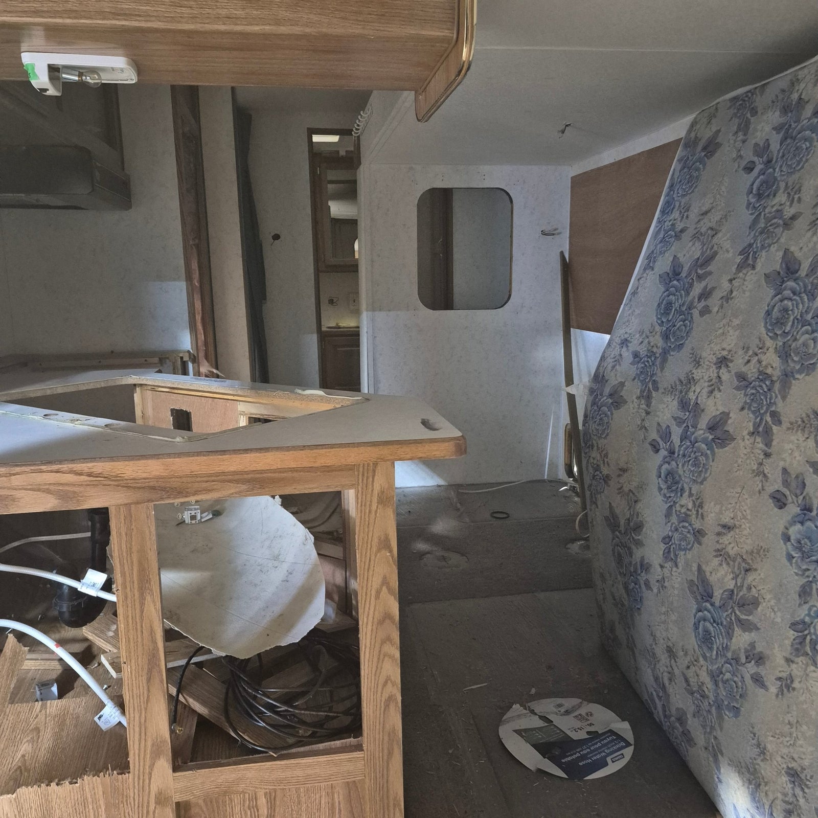 Trailer Frame FIFTH WHEEL - Young Farts RV Parts