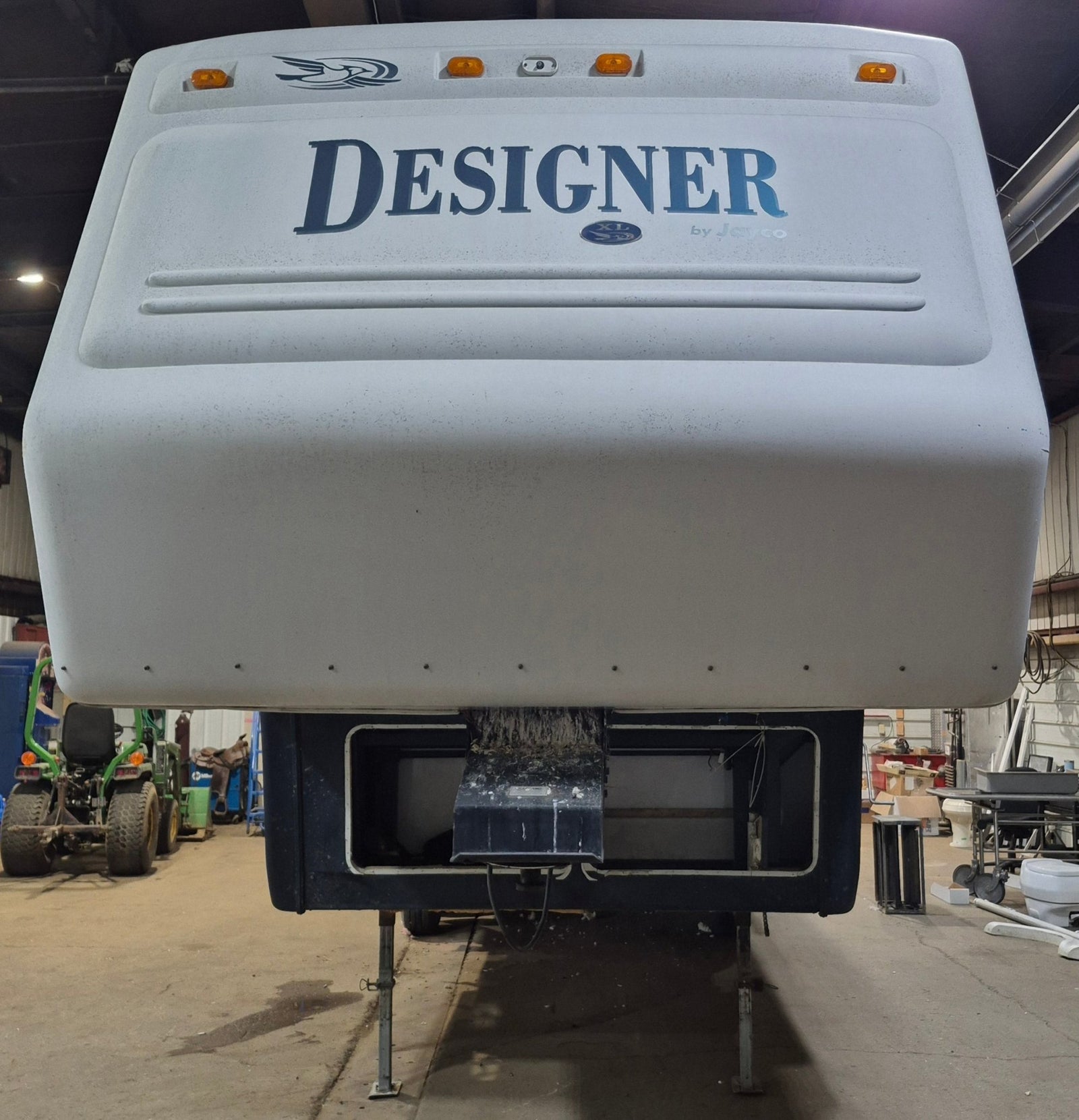 Trailer Frame FIFTH WHEEL - Young Farts RV Parts