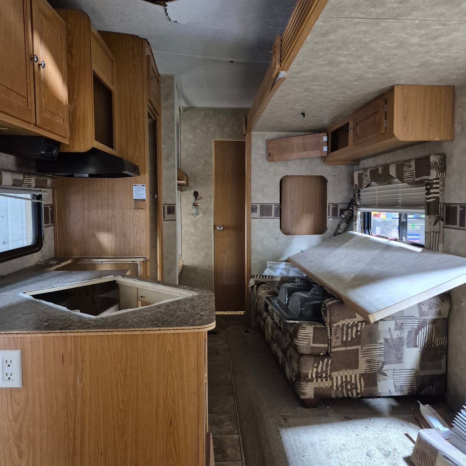 Trailer Frame FIFTH WHEEL - Young Farts RV Parts