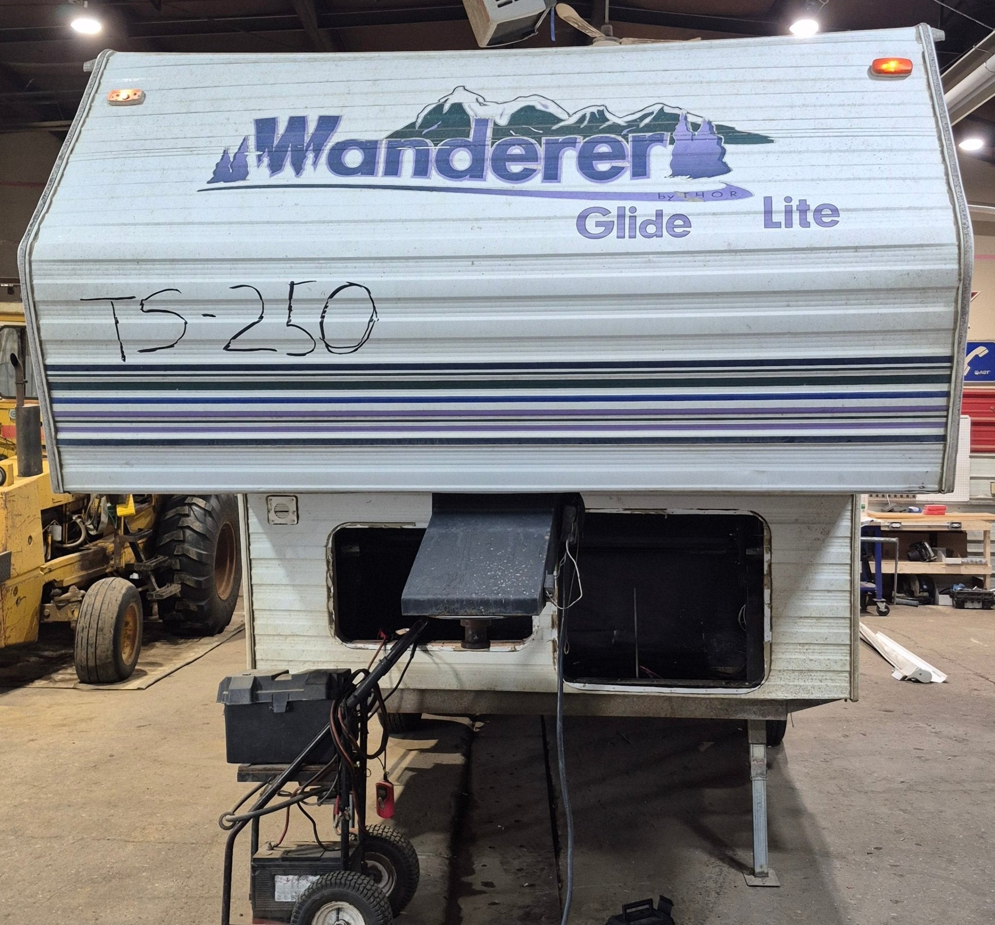 Trailer Frame FIFTH WHEEL - Young Farts RV Parts