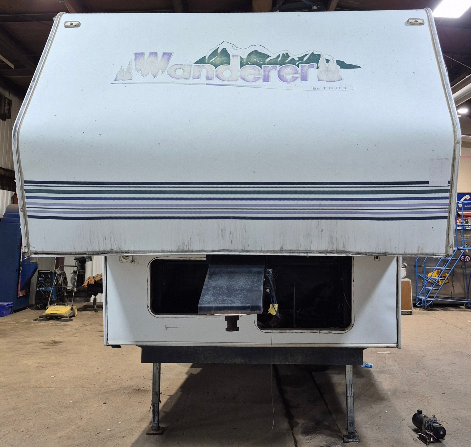 Trailer Frame FIFTH WHEEL - Young Farts RV Parts