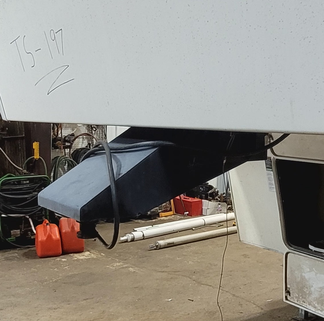 Trailer Frame FIFTH WHEEL - Young Farts RV Parts