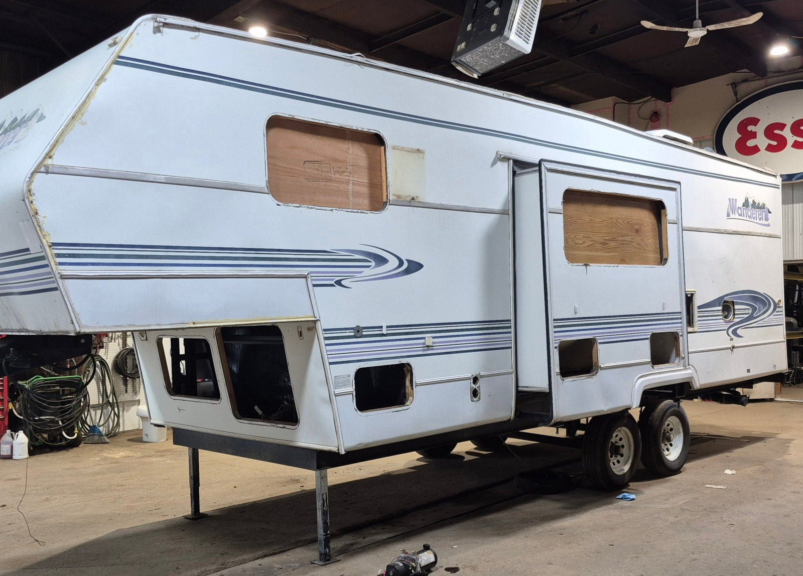 Trailer Frame FIFTH WHEEL - Young Farts RV Parts