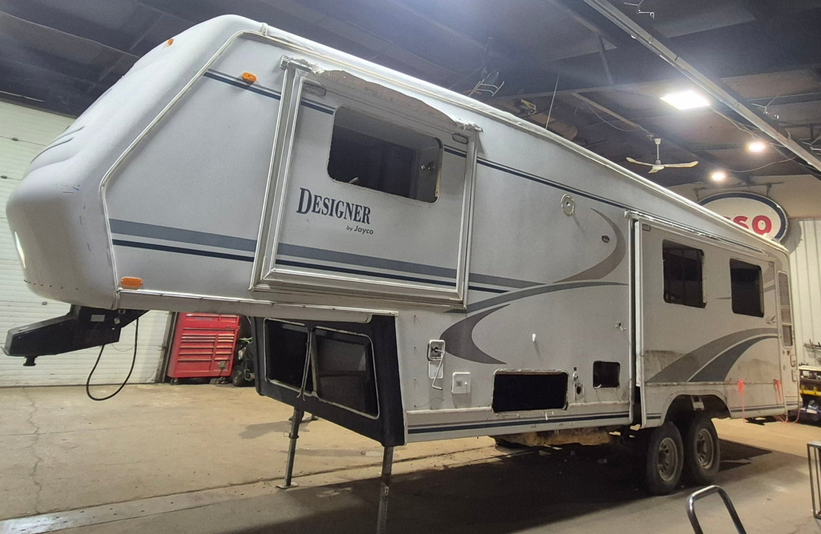 Trailer Frame FIFTH WHEEL - Young Farts RV Parts