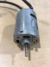 Load image into Gallery viewer, Used 12V HENG&#39;S Vent Motor - Young Farts RV Parts