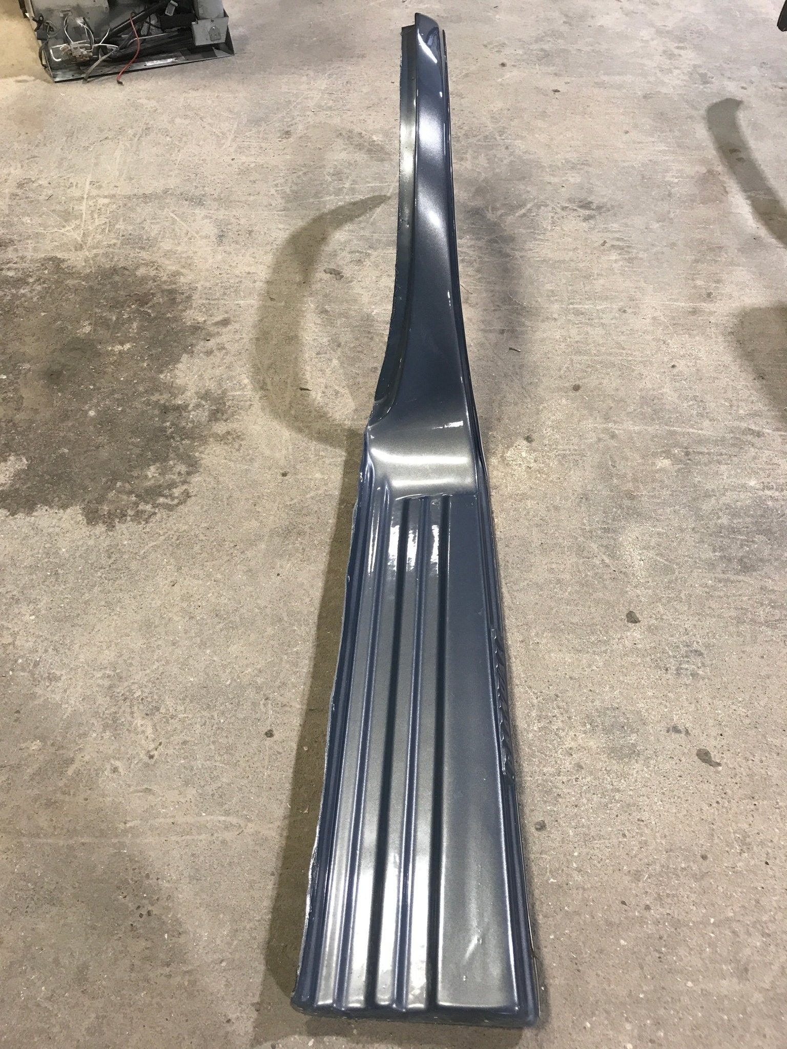 Used 1990 FORD F350 Motorhome Front Fender Running Board - Passenger Side - Young Farts RV Parts