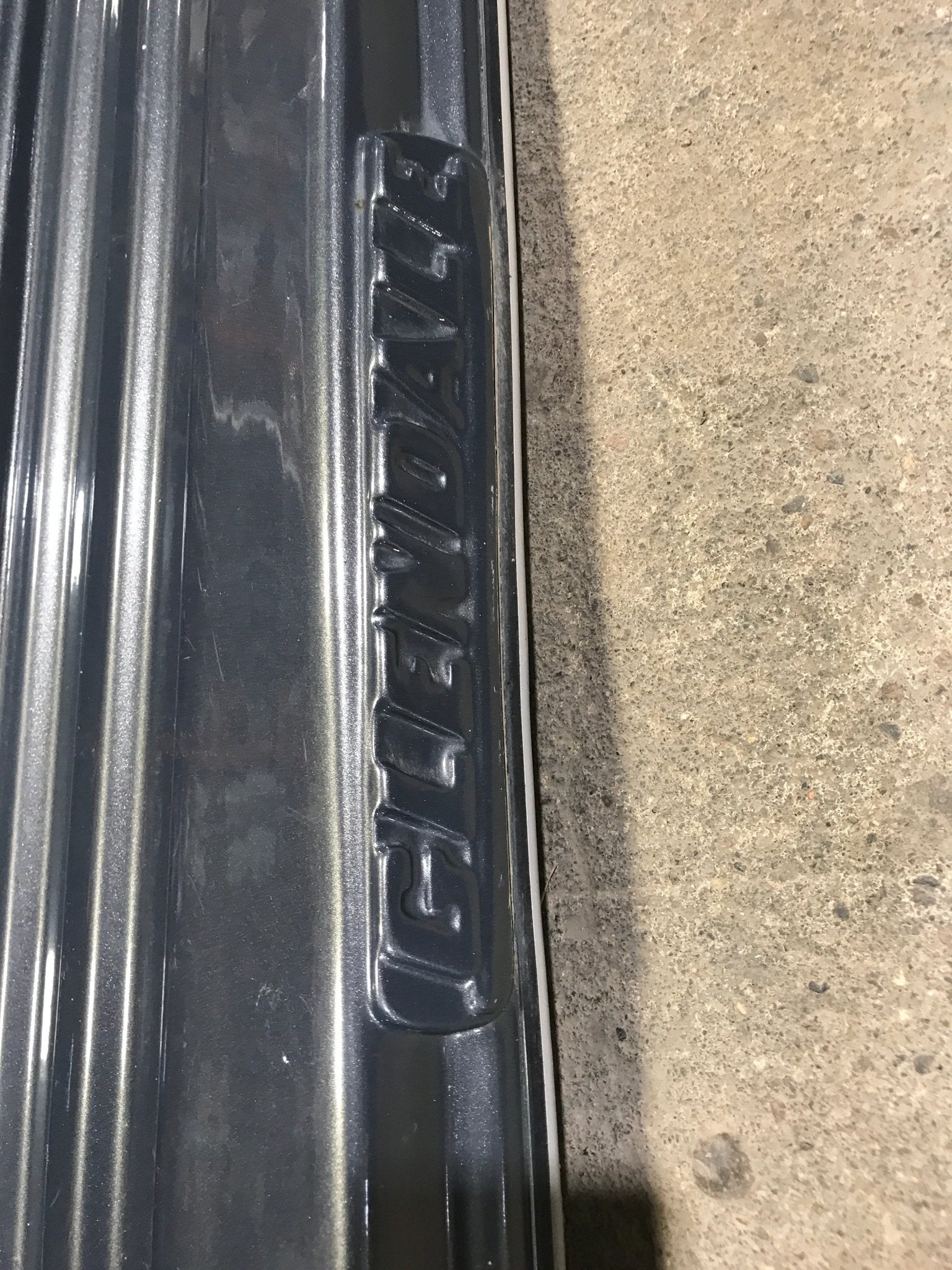 Used 1990 FORD F350 Motorhome Front Fender Running Board - Passenger Side - Young Farts RV Parts