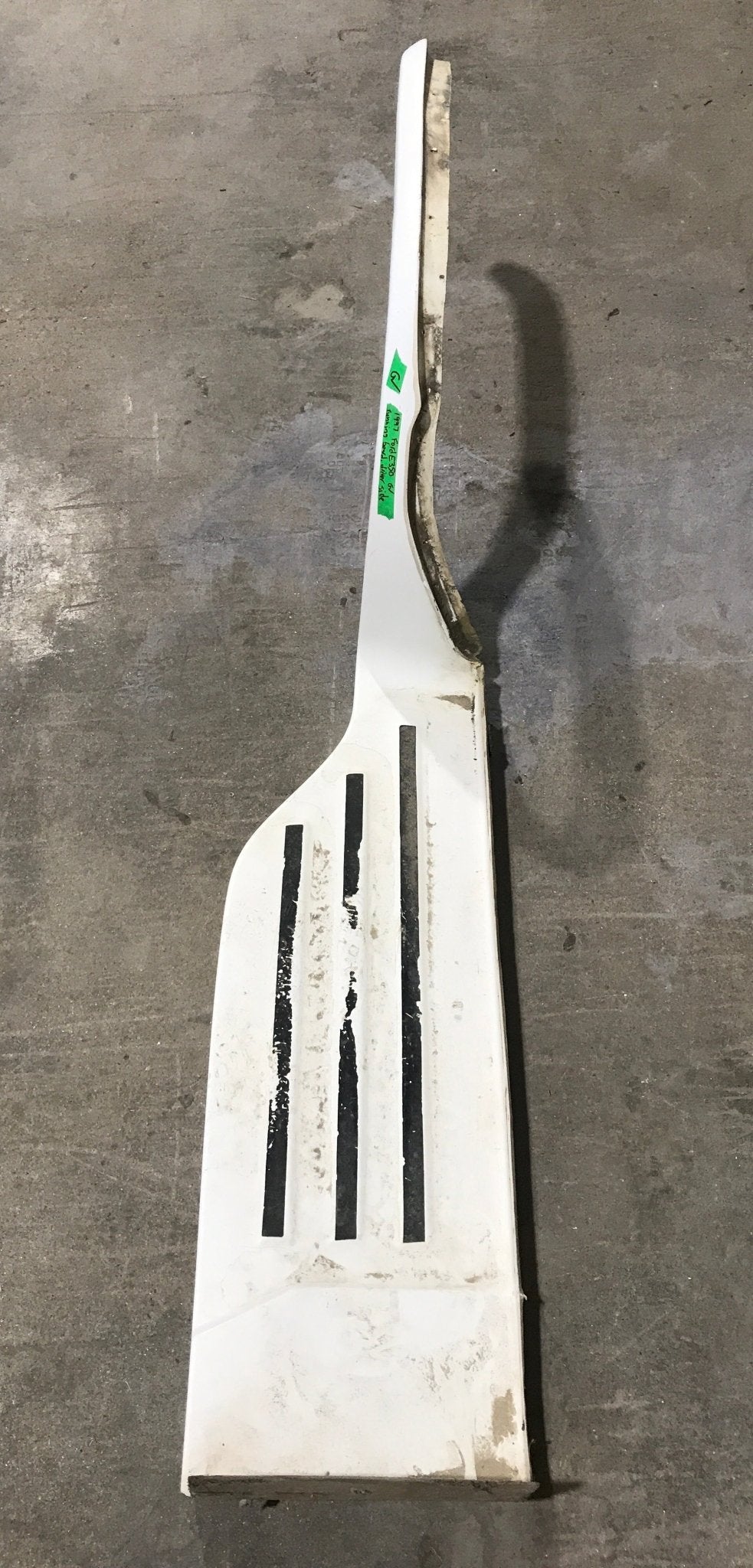 Used 1997 FORD F350 Motorhome Front Fender Running Board - Drivers Side - Young Farts RV Parts