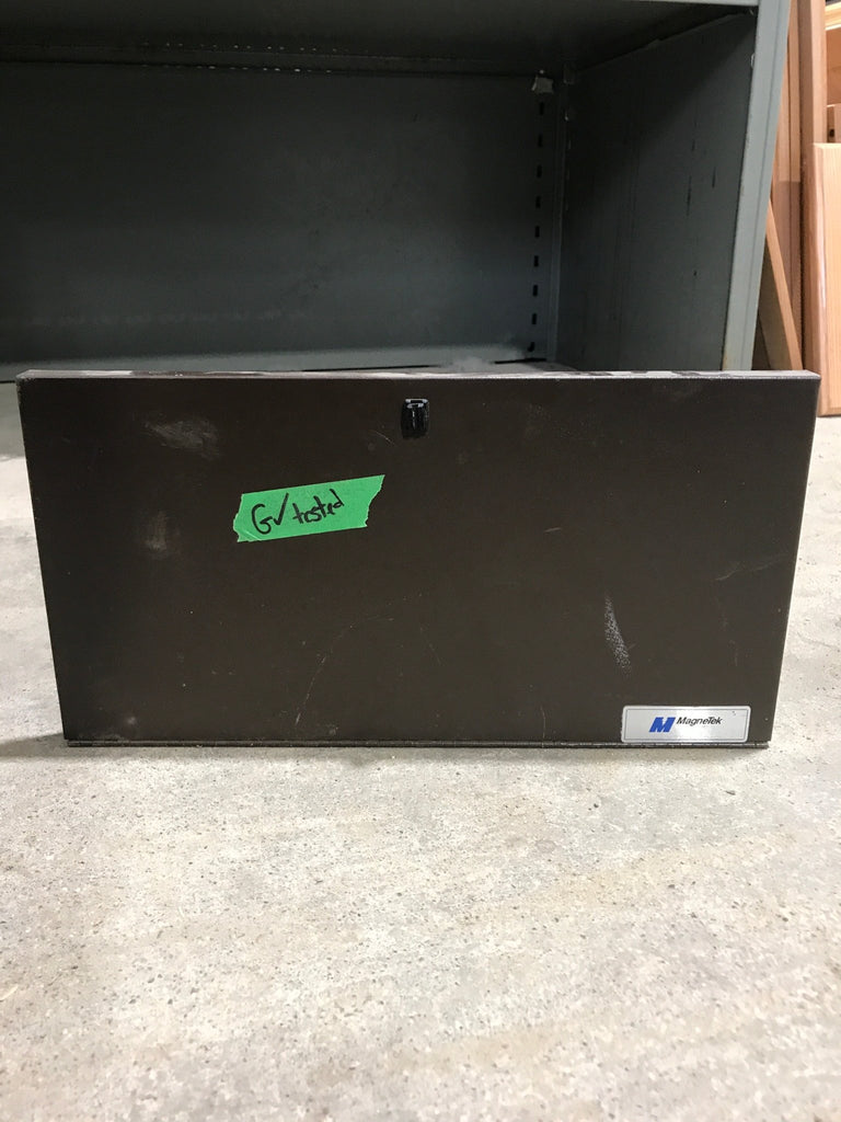 Used 20 AMP MAGNETEK DC Distribution Panel 80 - Young Farts RV Parts