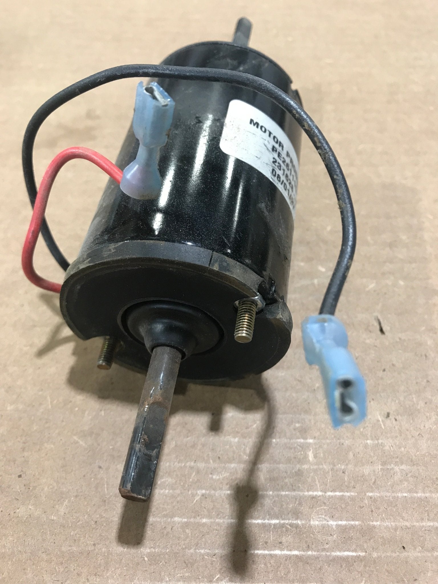 Used 231628 - 2 Suburban Furnace Heater Motor - Young Farts RV Parts
