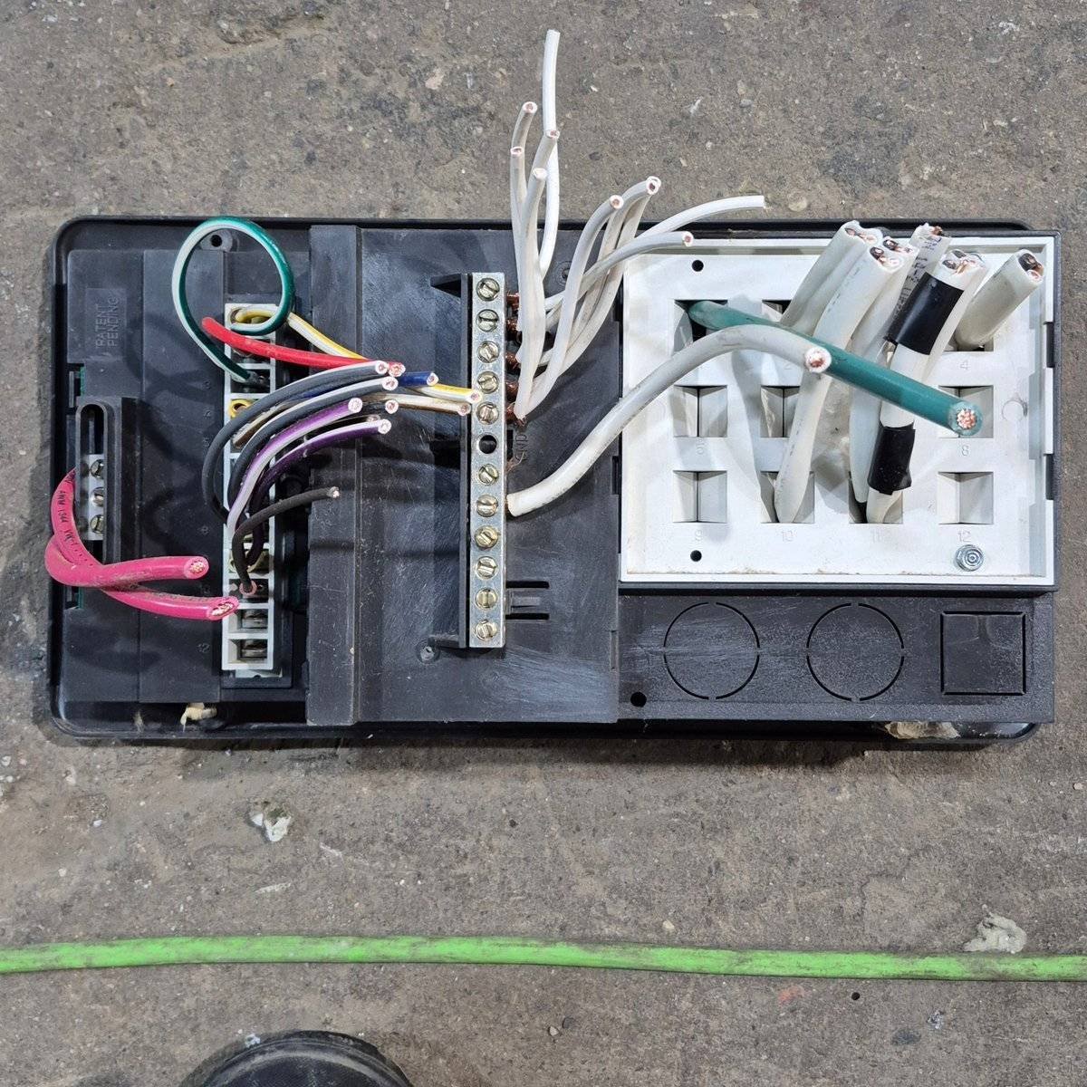 Used 30 AMP Progressive Dynamics Power Station - Young Farts RV Parts