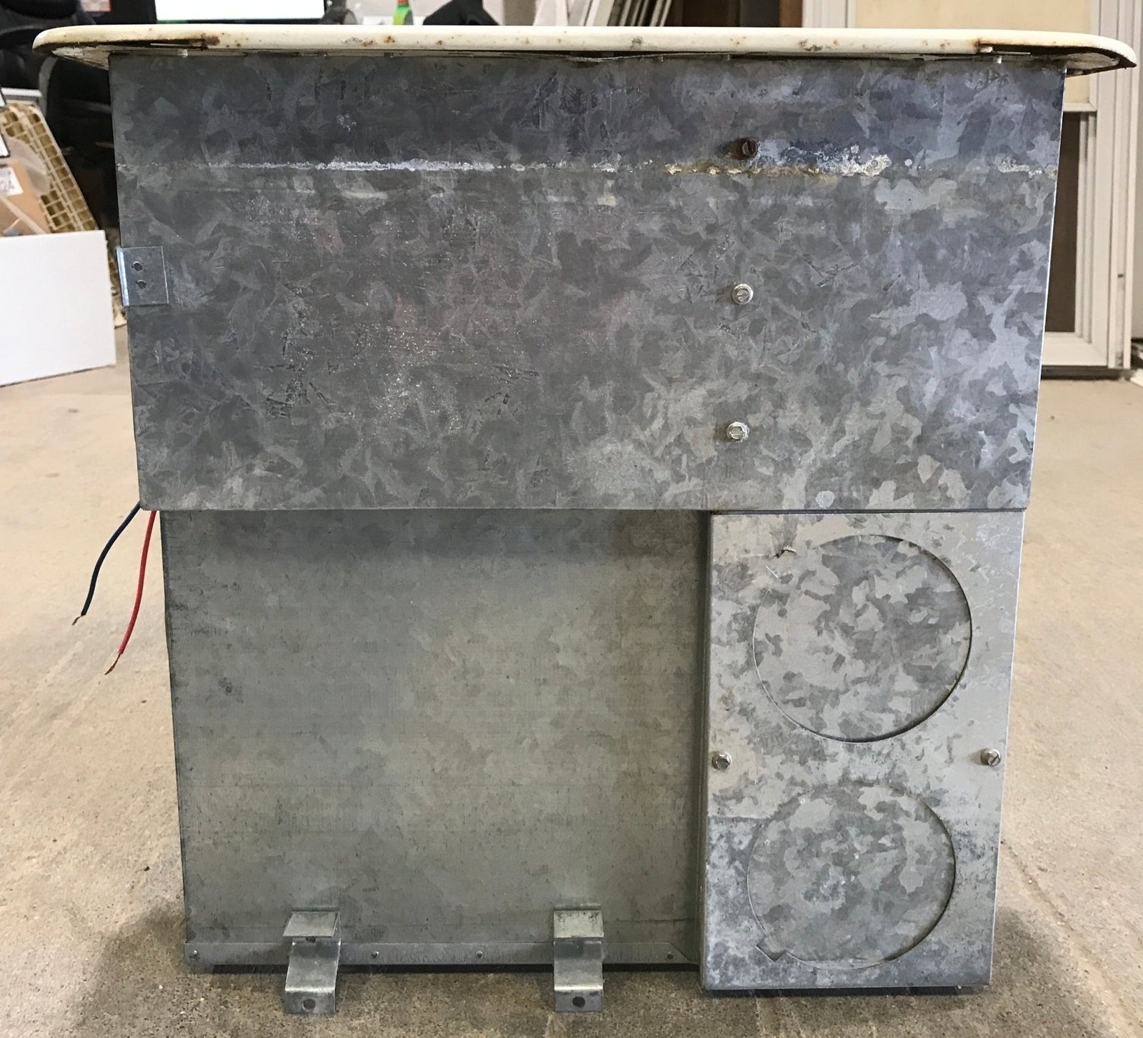 USED 8525 II HYDROFLAME RV Propane Furnace - 25000 BTU - Young Farts RV Parts