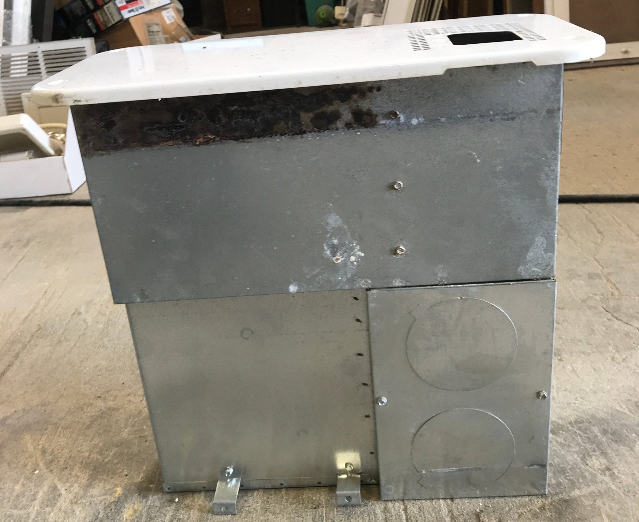 USED 8525 IV DCLP HYDROFLAME RV Propane Furnace - 25000 BTU - Young Farts RV Parts