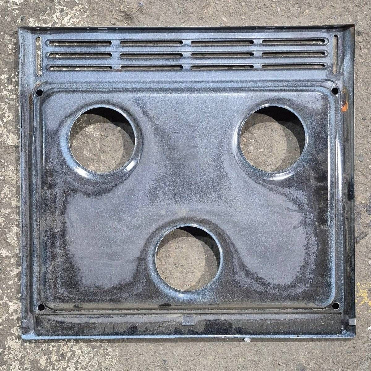Used Atwood 3 Burner Main Top, White, Slotted - 52007 - Young Farts RV Parts