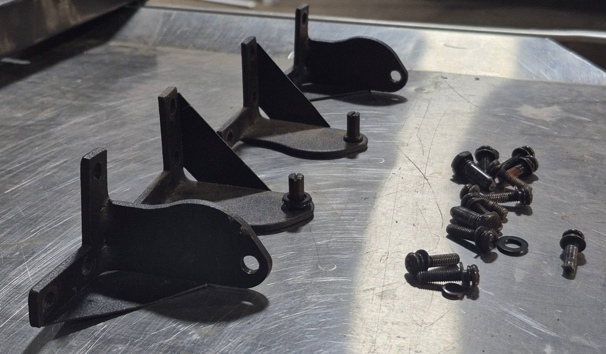 Used Atwood Door Hinge Kit 14052 - Young Farts RV Parts