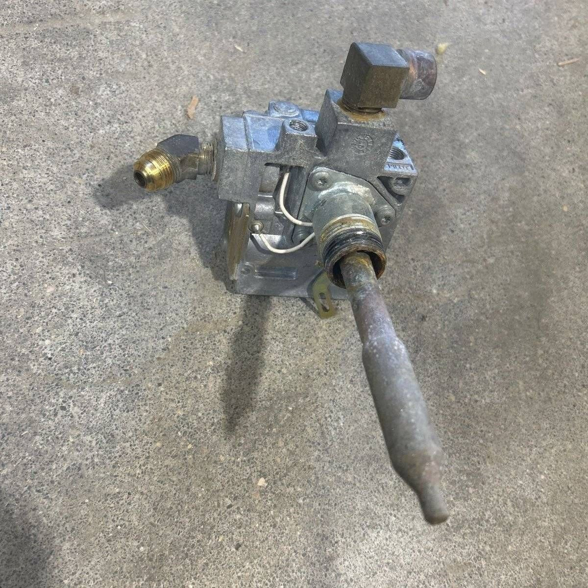 Used Atwood Water Heater Gas Valve 91043 - Young Farts RV Parts