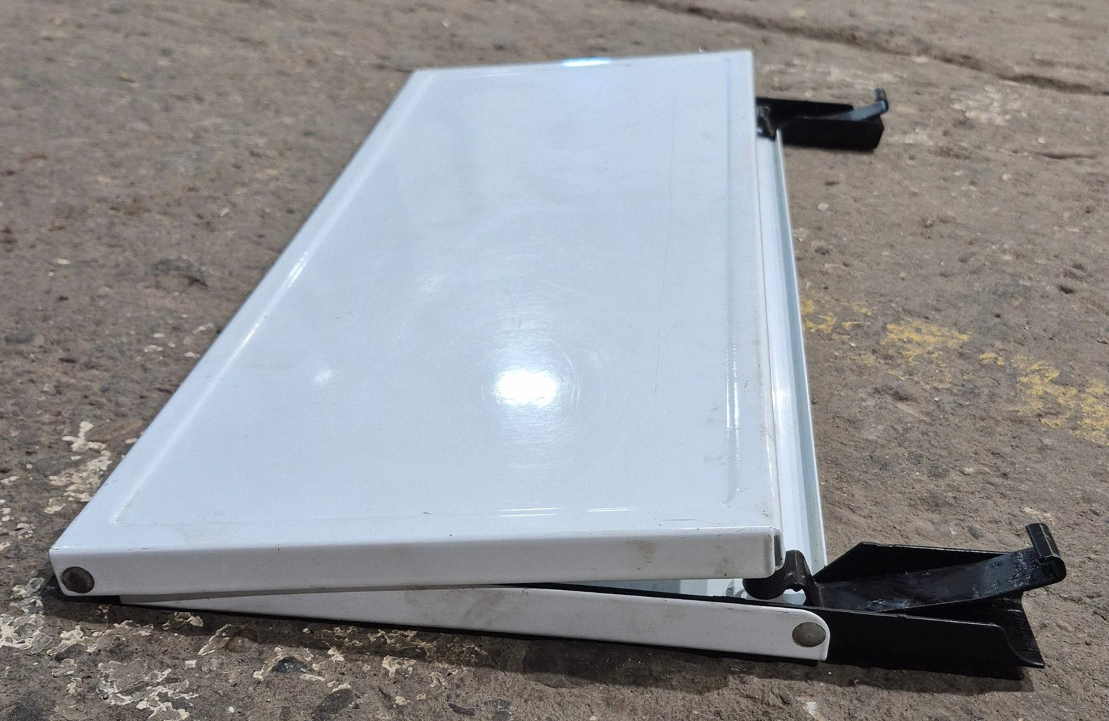 Used Atwood / Wedgewood Bi - Fold Cover for R - W1730W1 - Young Farts RV Parts