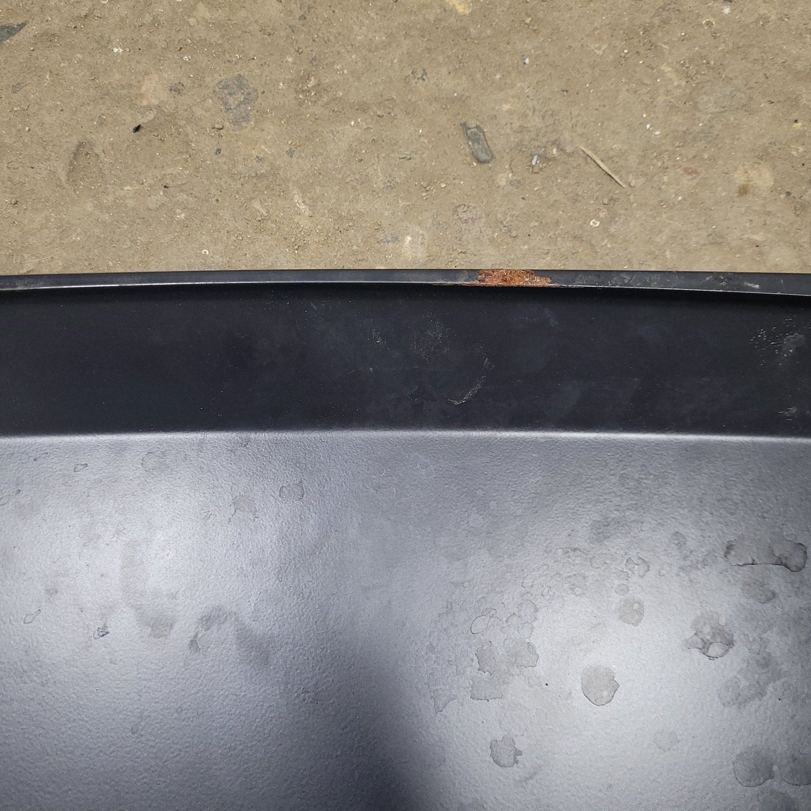 Used Atwood / Wedgewood Bi-Fold Cover, Black, UNSLOTTED - 56417