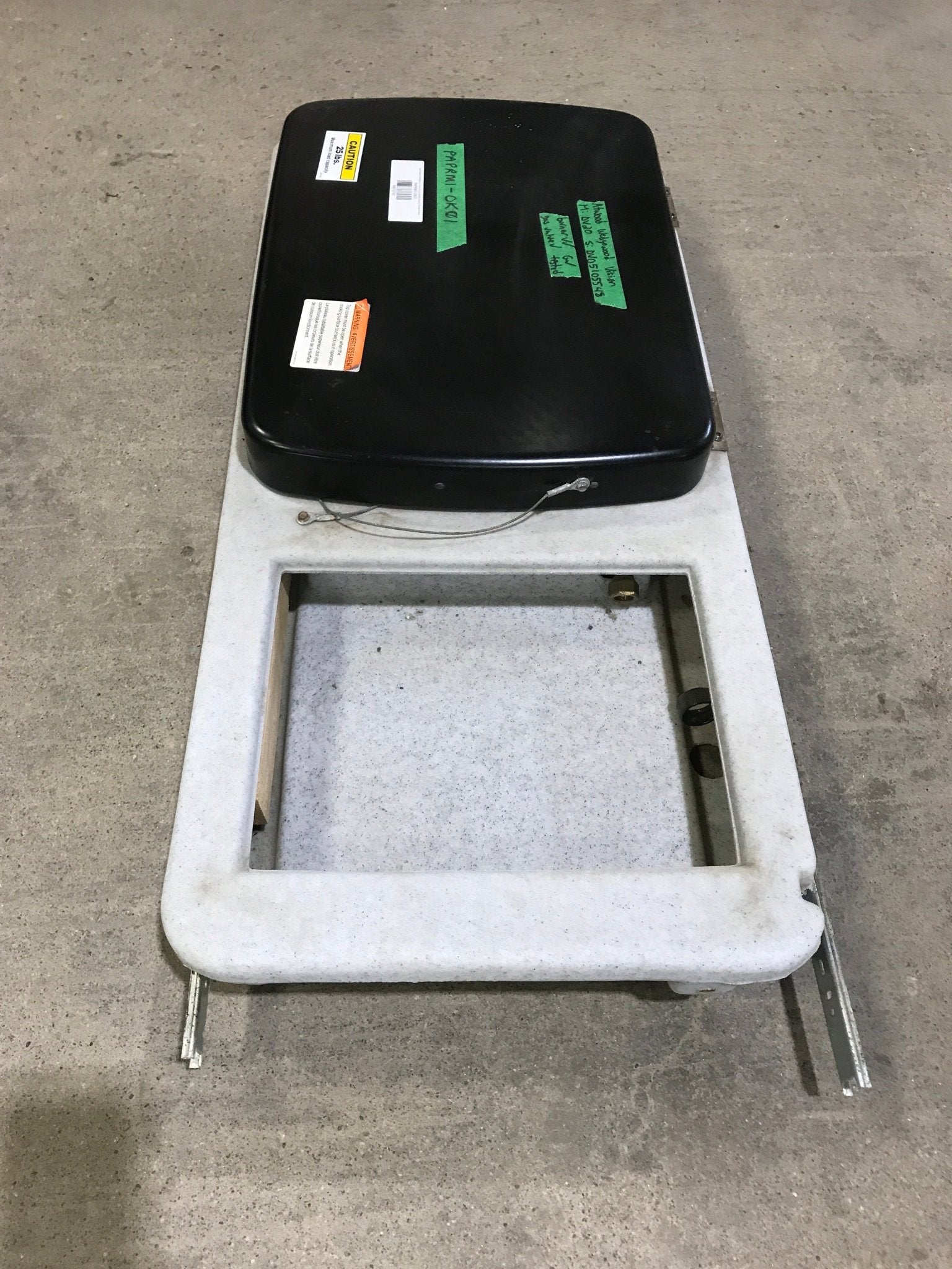 Used Atwood Wedgewood Exterior/ Outdoor, 2 Burner Kitchen - DV20 - Young Farts RV Parts