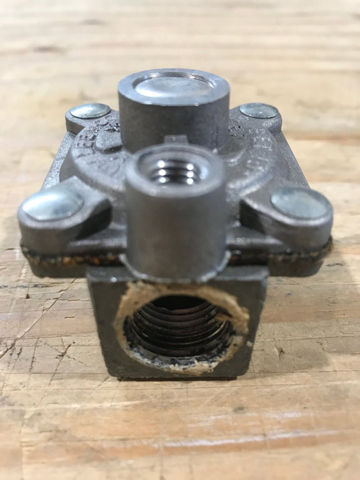 Used Atwood / Wedgewood Propane Regulator - Young Farts RV Parts
