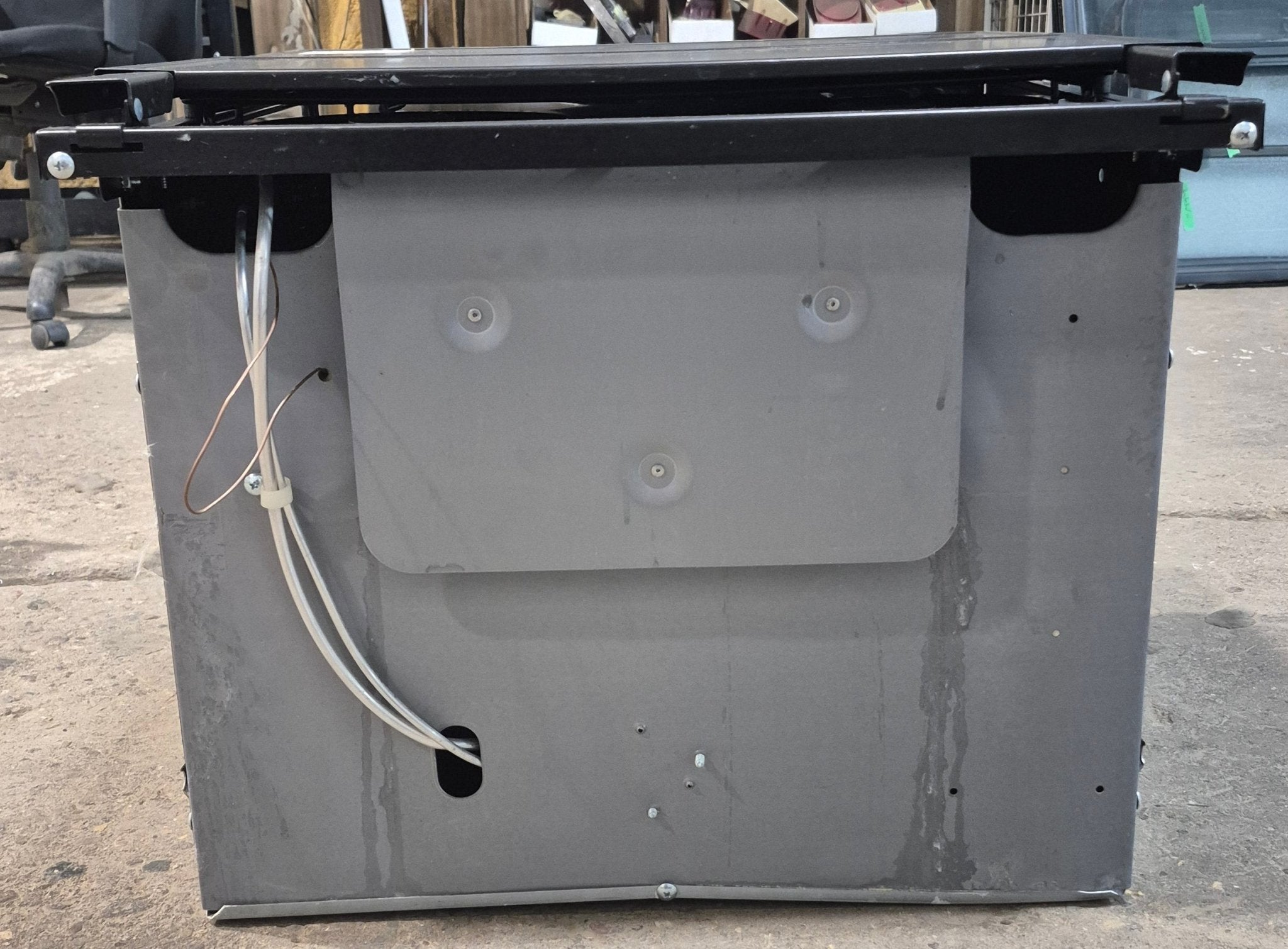 Used Atwood / Wedgewood Range Stove 3-Burner, 16 5/8 ” H - R-W1730BB - Young Farts RV Parts