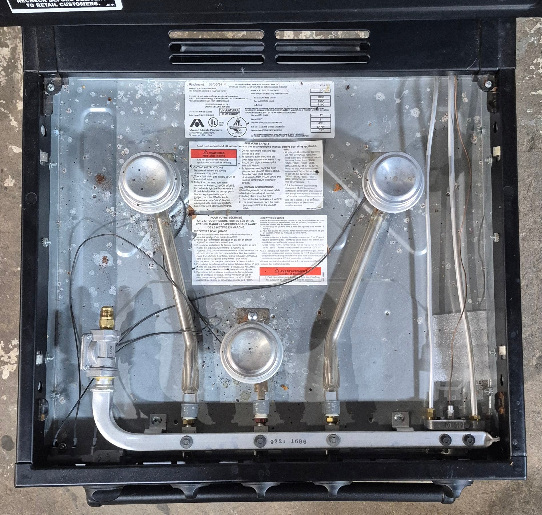 Used Atwood / Wedgewood Range Stove 3 - Burner, 21 3/8” H - R - 2138BBP - Young Farts RV Parts